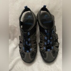 Ozark TRAIL MEN SANDALS IN SIZE 8 hiking trails outdoors memory foam